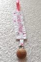 Attache-tétine " sucre d'orge "