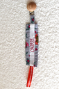 Attache-tétine " chipie "