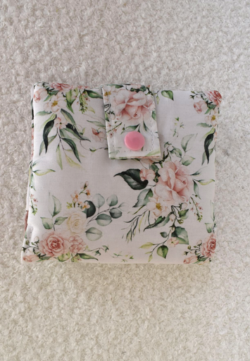 pochette à lingettes - motifs fleurs