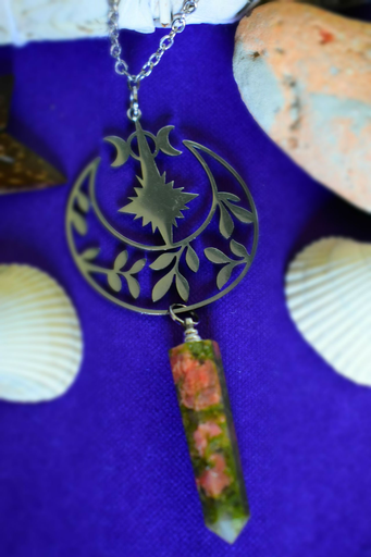 Collier - pendentif en unakite
